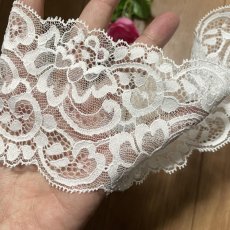 画像4: 【ほとんど市販されていない】ストレッチリバーレース　オフホワイト　5ｍ！幅8.4cm美しい薔薇柄 (4)